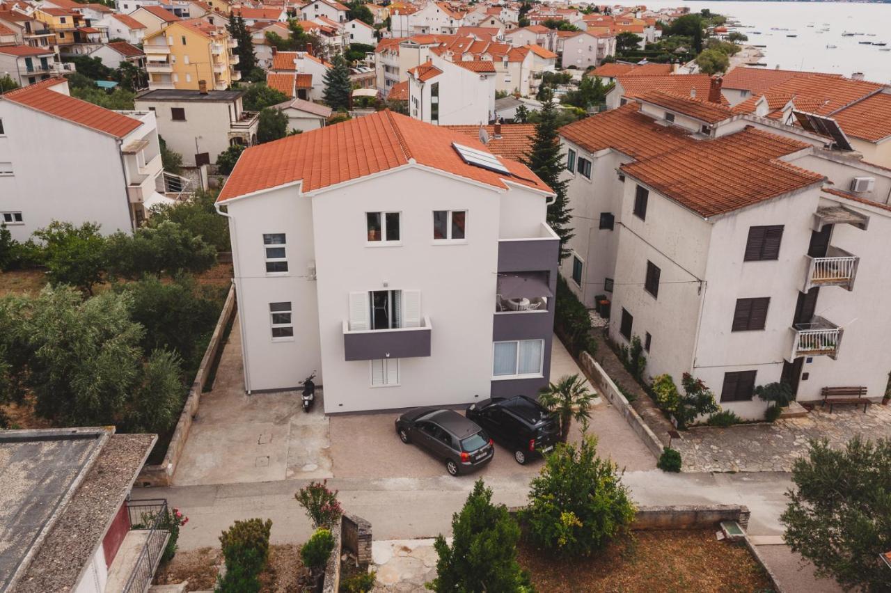 Apartmani Sanja Vodice Esterno foto