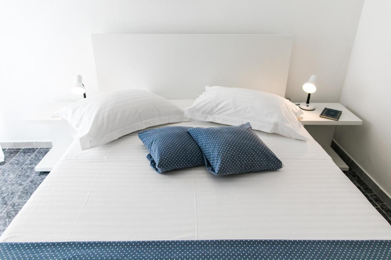 Apartmani Sanja Vodice Esterno foto