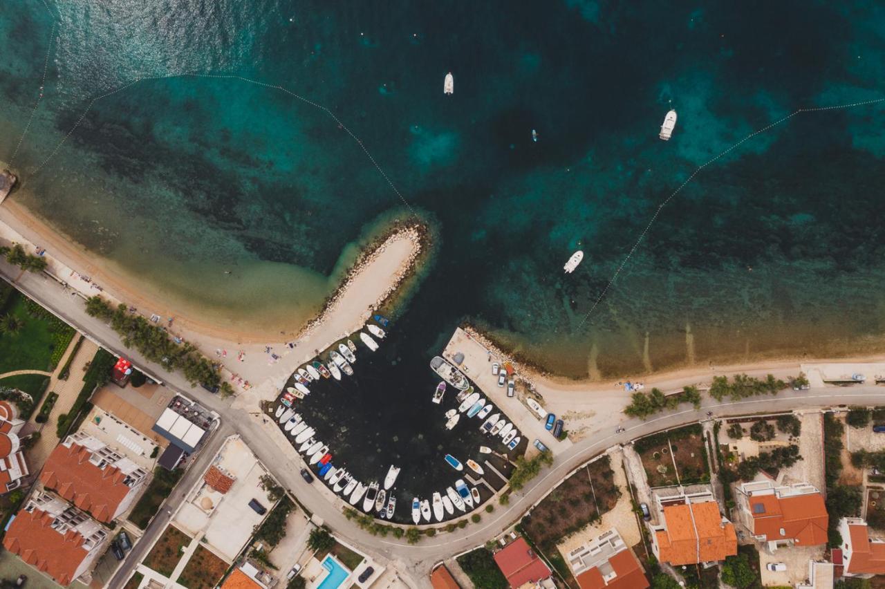 Apartmani Sanja Vodice Esterno foto