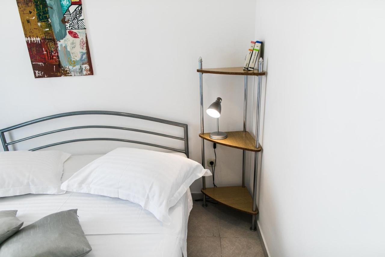 Apartmani Sanja Vodice Esterno foto