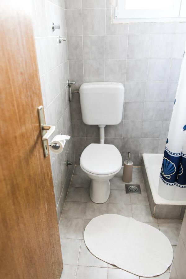Apartmani Sanja Vodice Esterno foto